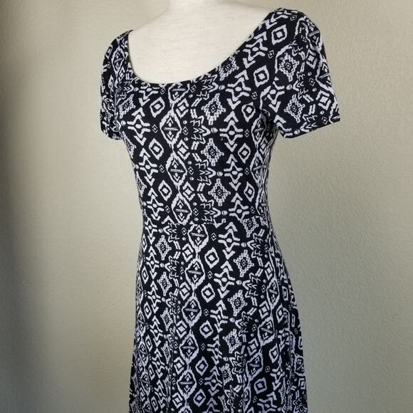 Bobbie Brooks Womens Midi Dress Rustic Aztec Easter Small - Picture 2 of 9